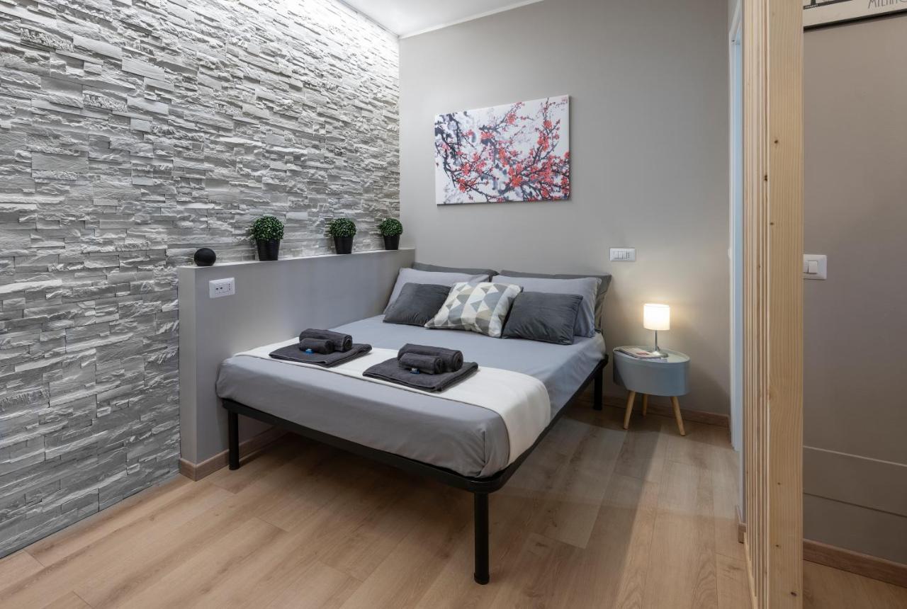 Super Modern And Design Apartment, A Due Passi Dai Navigli ميلان المظهر الخارجي الصورة