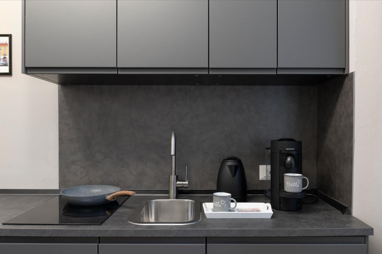 Super Modern And Design Apartment, A Due Passi Dai Navigli ميلان المظهر الخارجي الصورة